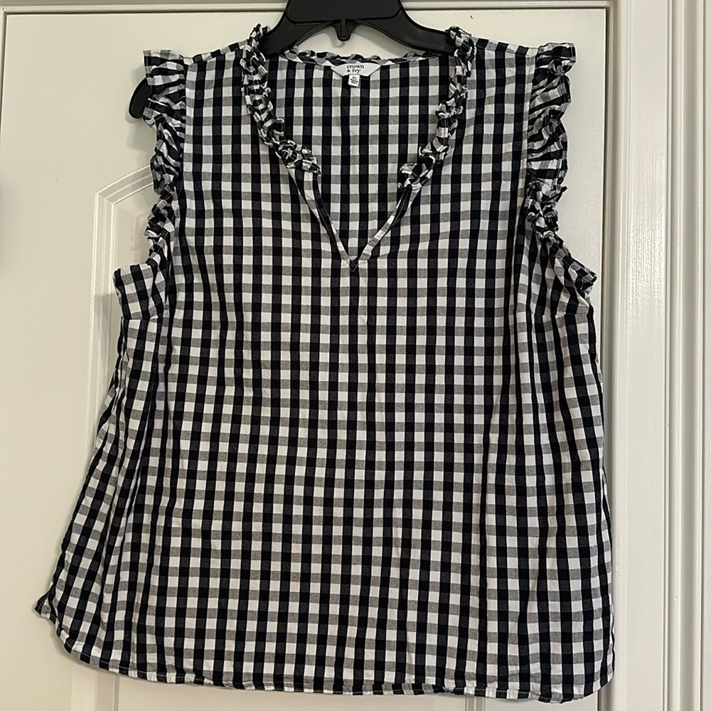 Sleeveless gingham top